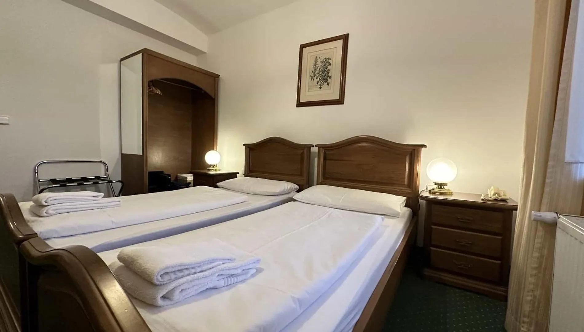 Hotel U Zamecku Cihelny Karlsbad  Karlovy Vary